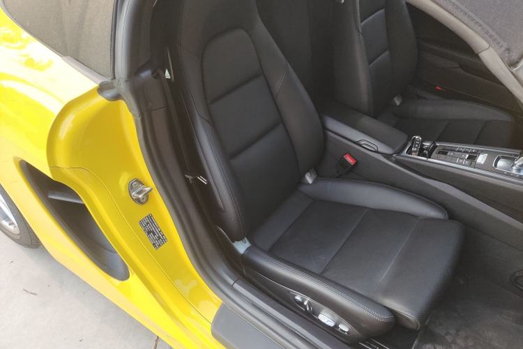 Used Porsche Boxster 2015 Boxster Style Edition 2.7L Right Front Seat