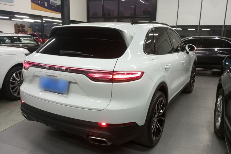 Used Porsche Cayenne  Rear Right 45 Deg