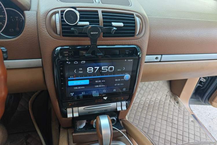 Used Porsche Cayenne  Audio And AC Panel