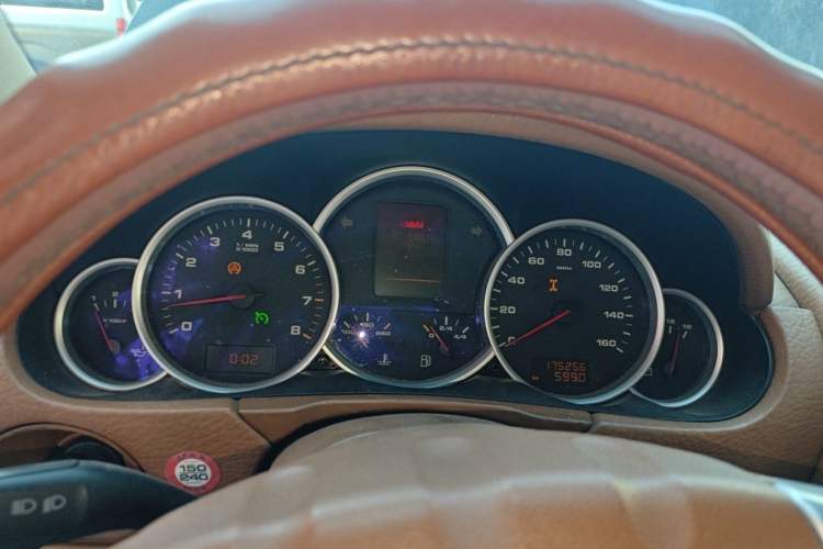 Used Porsche Cayenne  Instrument Cluster
