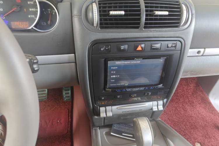 Used Porsche Cayenne 2006 Cayenne S 4.5L AT Audio And AC Panel