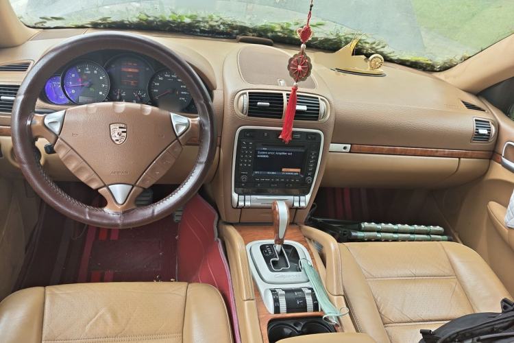 Used Porsche Cayenne 2006 Cayenne 3.2L AT Center Console