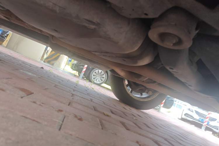 Used Porsche Cayenne 2006 Cayenne S 4.5L AT Chassis Rear Left