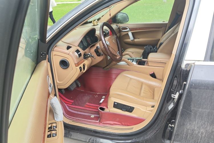 Used Porsche Cayenne 2006 Cayenne 3.2L AT Driver Seat