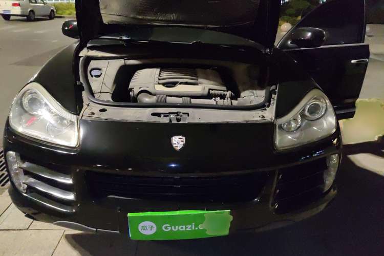 Used Porsche Cayenne 2006 Cayenne 3.2L AT Engine Bay