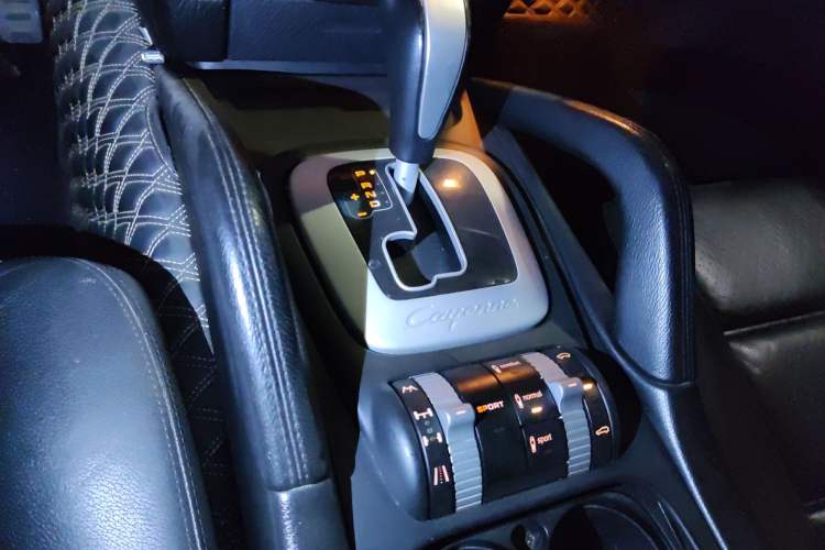 Used Porsche Cayenne 2006 Cayenne 3.2L AT Gear Lever