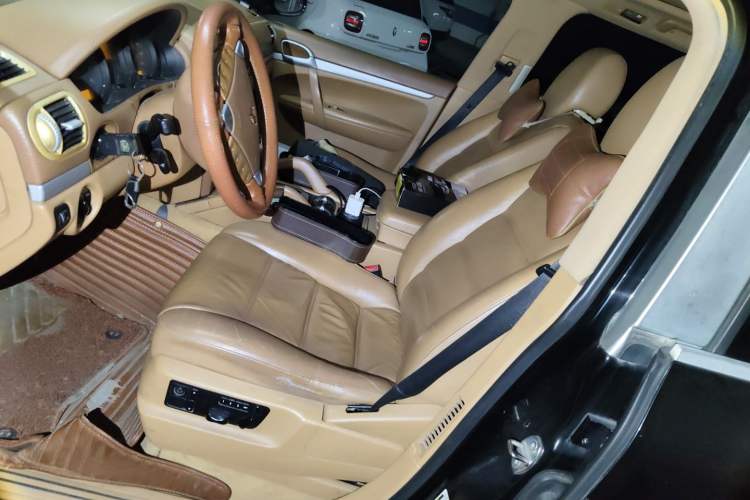 Used Porsche Cayenne 2006 Cayenne 3.2L AT Left Front Seat