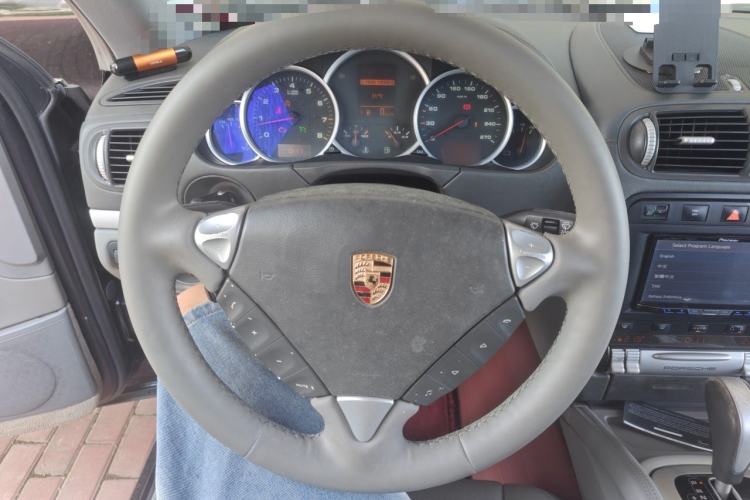 Used Porsche Cayenne 2006 Cayenne S 4.5L AT Steering Wheel