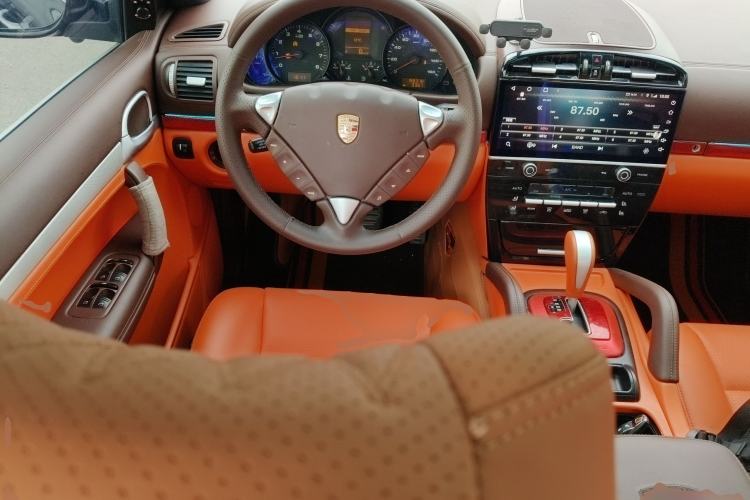 Used Porsche Cayenne 2006 Cayenne 3.2L AT Steering Wheel