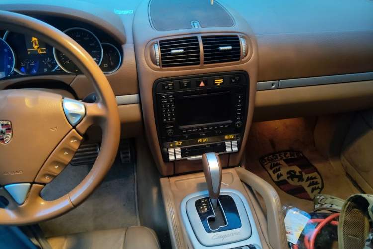 Used Porsche Cayenne 2006 Cayenne S 4.5L AT Audio And AC Panel