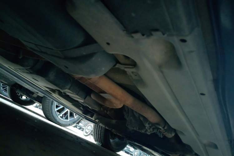 Used Porsche Cayenne 2006 Cayenne S 4.5L AT Chassis Rear Right