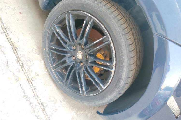 Used Porsche Cayenne 2006 Cayenne S 4.5L AT Right Front Wheel Hub