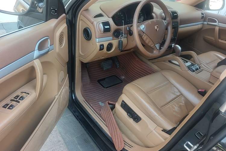 Used Porsche Cayenne 2006 Cayenne 3.2L AT Driver Seat
