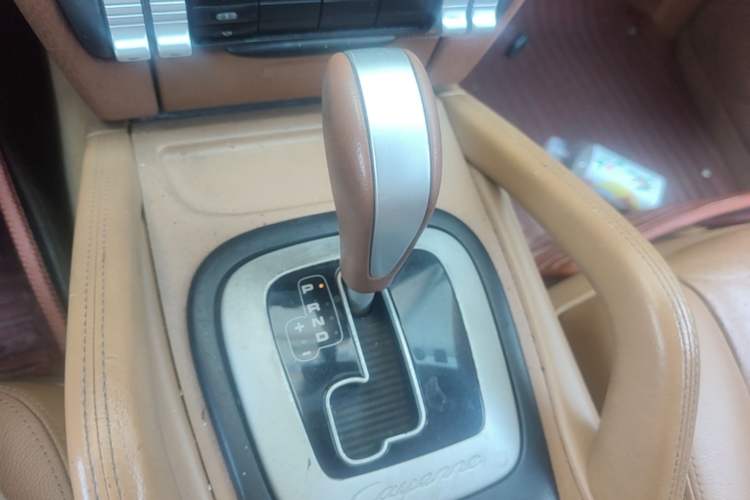 Used Porsche Cayenne 2006 Cayenne 3.2L AT Gear Lever