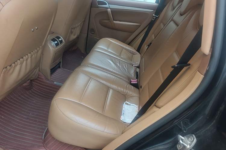 Used Porsche Cayenne 2006 Cayenne 3.2L AT Left Rear Seat