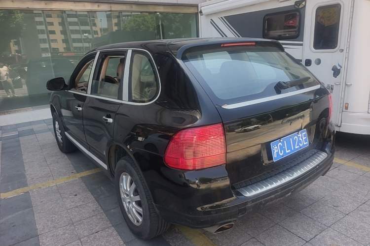 Used Porsche Cayenne 2006 Cayenne 3.2L AT Rear Left 45 Deg