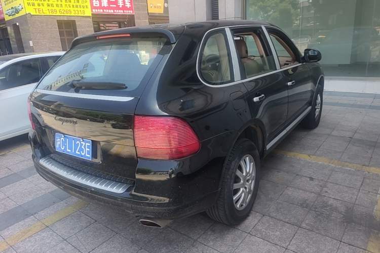 Used Porsche Cayenne 2006 Cayenne 3.2L AT Rear Right 45 Deg
