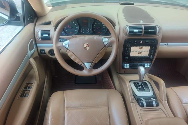 Used Porsche Cayenne 2006 Cayenne 3.2L AT Steering Wheel