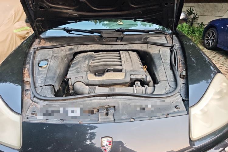 Used Porsche Cayenne 2007 Cayenne 3.6L Engine Bay