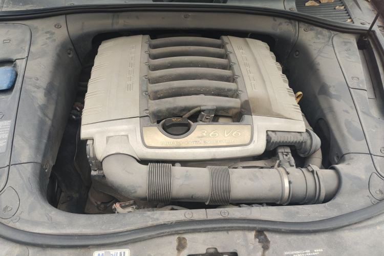 Used Porsche Cayenne 2007 Cayenne 3.6L Engine Bay