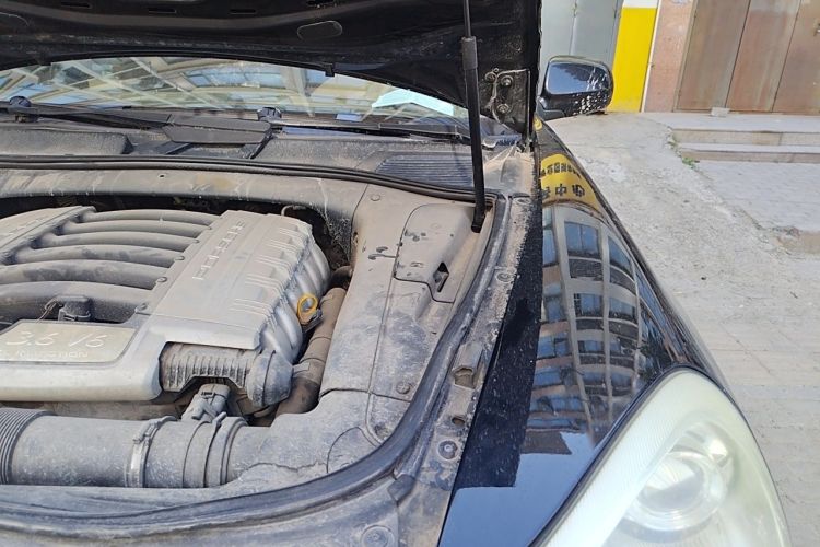 Used Porsche Cayenne 2007 Cayenne 3.6L Engine Bay Left