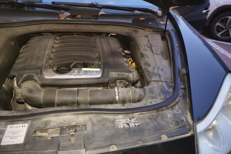 Used Porsche Cayenne 2007 Cayenne 3.6L Engine Bay Left