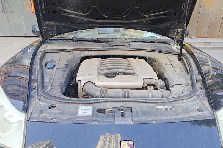 Used Porsche Cayenne 2007 Cayenne 3.6L Engine Bay