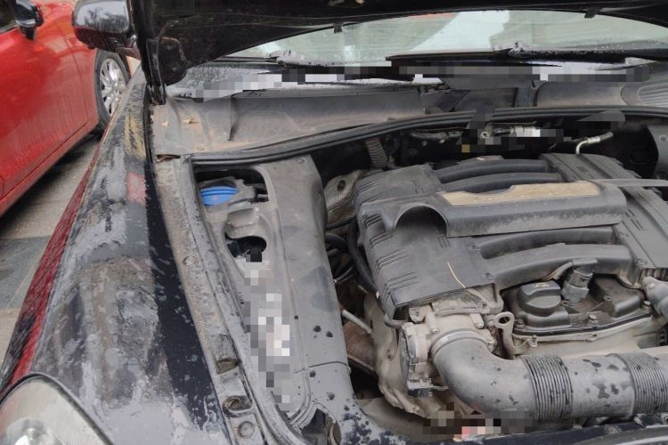 Used Porsche Cayenne 2007 Cayenne 3.6L Engine Bay Right