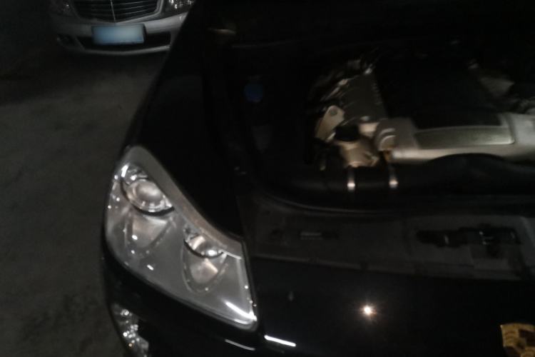 Used Porsche Cayenne 2007 Cayenne S 4.8L Engine Bay Right