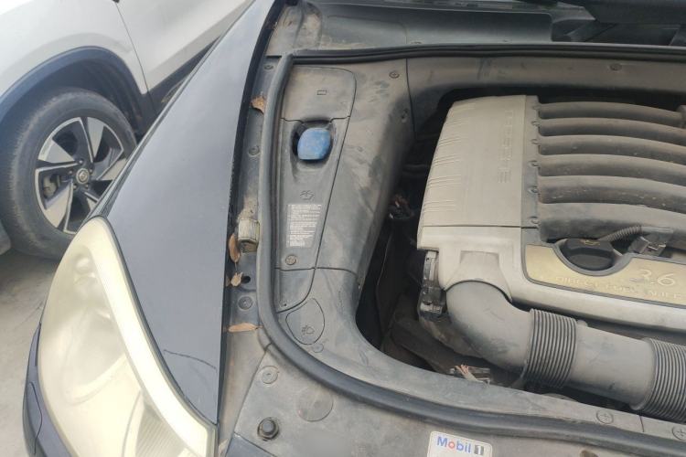 Used Porsche Cayenne 2007 Cayenne 3.6L Engine Bay Right