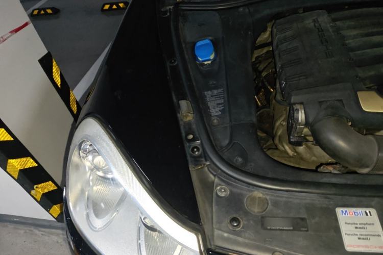 Used Porsche Cayenne 2007 Cayenne 3.6L Engine Bay Right