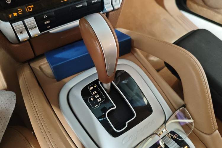 Used Porsche Cayenne 2007 Cayenne 3.6L Gear Lever