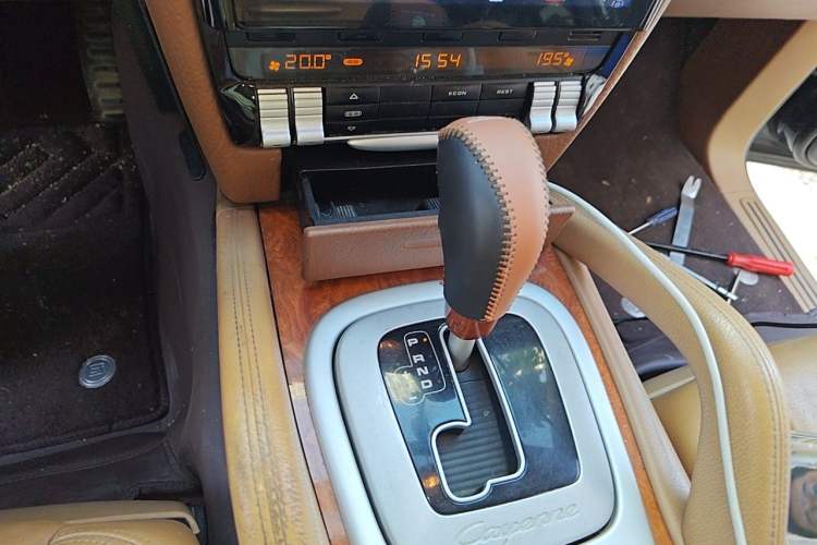 Used Porsche Cayenne 2007 Cayenne 3.6L Gear Lever