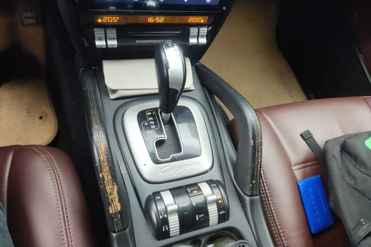 Used Porsche Cayenne 2007 Cayenne 3.6L Gear Lever