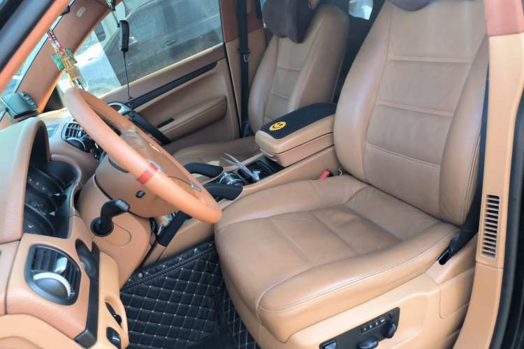 Used Porsche Cayenne 2007 Cayenne 3.6L Left Front Seat