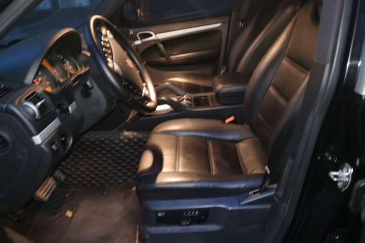 Used Porsche Cayenne 2007 Cayenne 3.6L Left Front Seat
