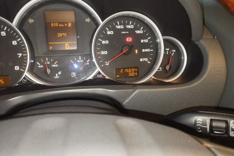 Used Porsche Cayenne 2007 Cayenne S 4.8L Odometer Close Up