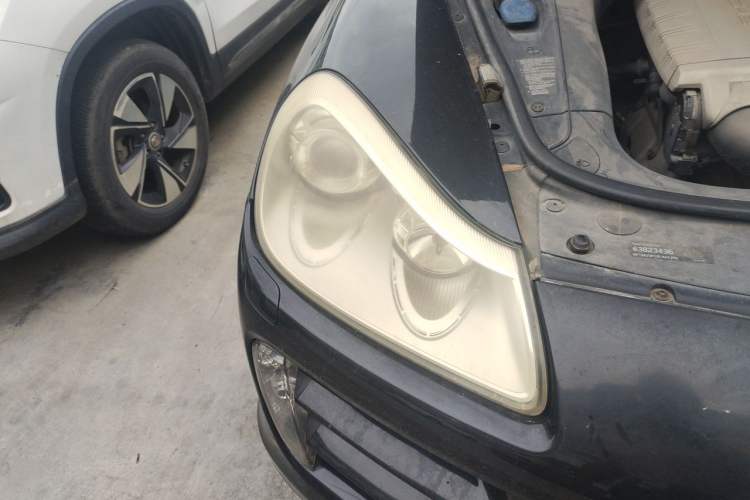Used Porsche Cayenne 2007 Cayenne 3.6L Right Front Headlight