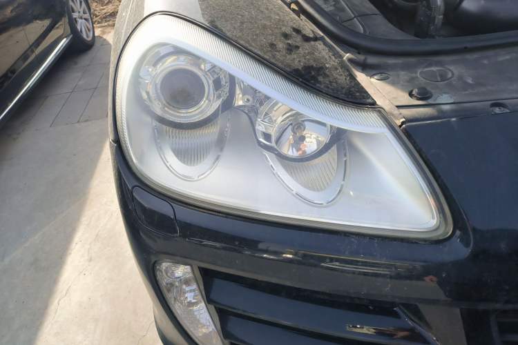 Used Porsche Cayenne 2007 Cayenne 3.6L Right Front Headlight