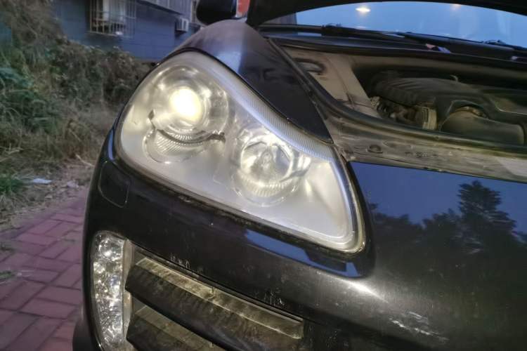 Used Porsche Cayenne 2007 Cayenne 3.6L Right Front Headlight