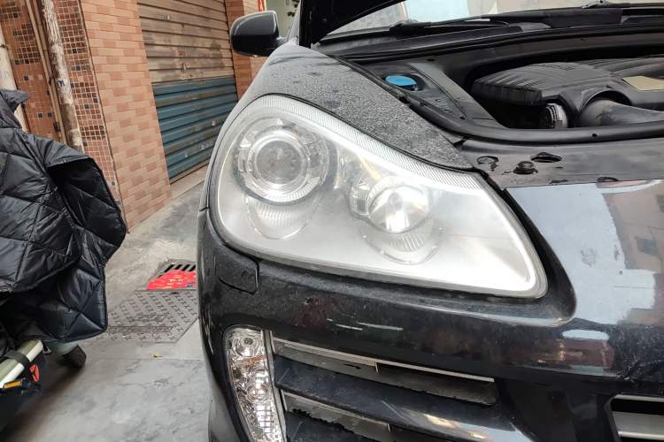 Used Porsche Cayenne 2007 Cayenne 3.6L Right Front Headlight