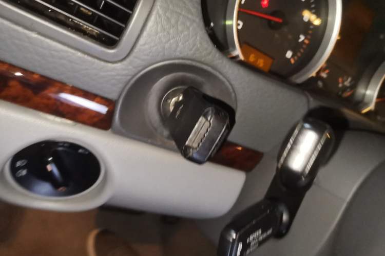 Used Porsche Cayenne 2007 Cayenne S 4.8L Vehicle Key