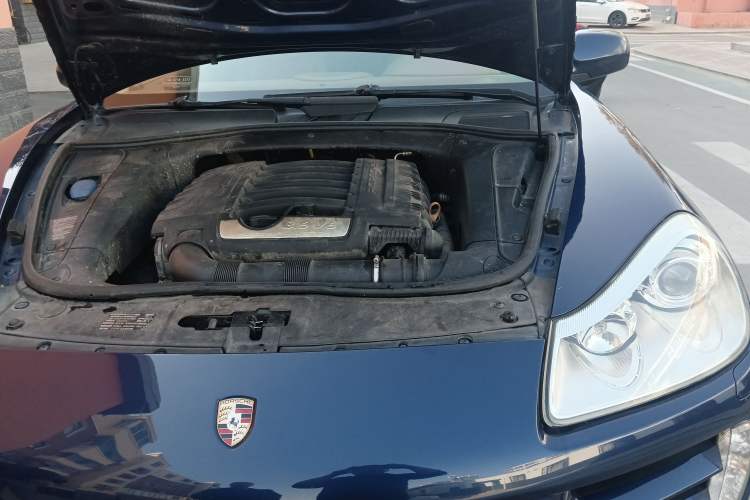 Used Porsche Cayenne 2007 Cayenne 3.6L Engine Bay Left