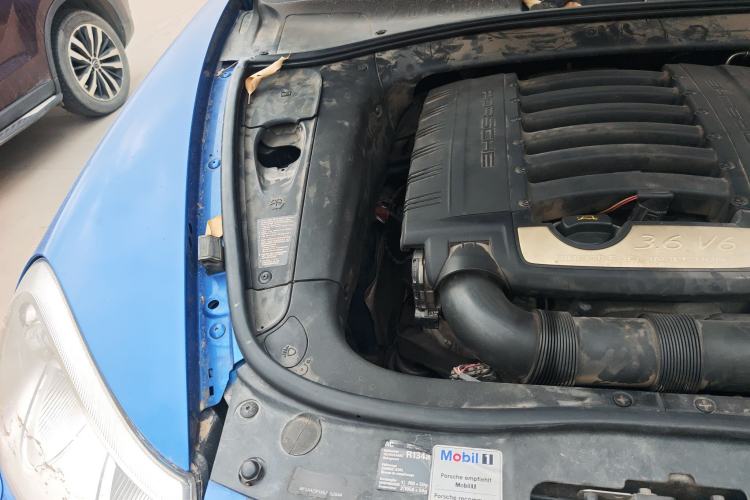 Used Porsche Cayenne 2007 Cayenne 3.6L Engine Bay Right