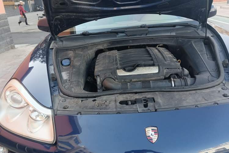 Used Porsche Cayenne 2007 Cayenne 3.6L Engine Bay Right