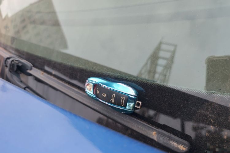 Used Porsche Cayenne 2007 Cayenne 3.6L Vehicle Key