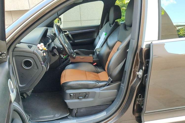 Used Porsche Cayenne 2007 Cayenne 3.6L Left Front Seat