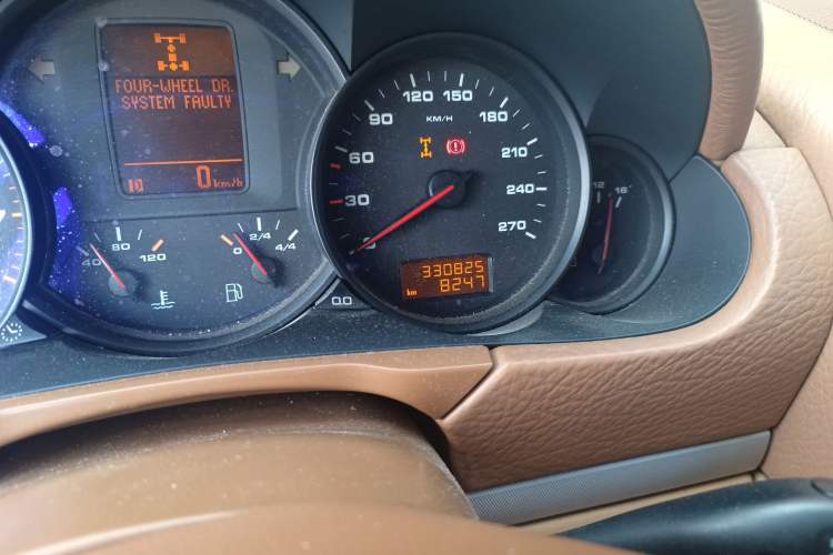 Used Porsche Cayenne 2007 Cayenne 3.6L Odometer Close Up