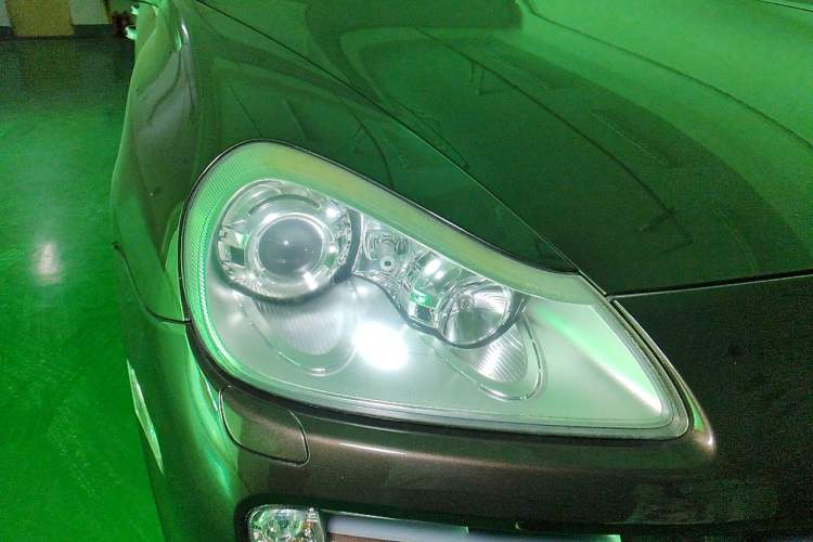 Used Porsche Cayenne 2007 Cayenne 3.6L Right Front Headlight