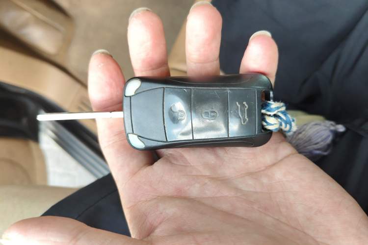 Used Porsche Cayenne 2007 Cayenne 3.6L Vehicle Key